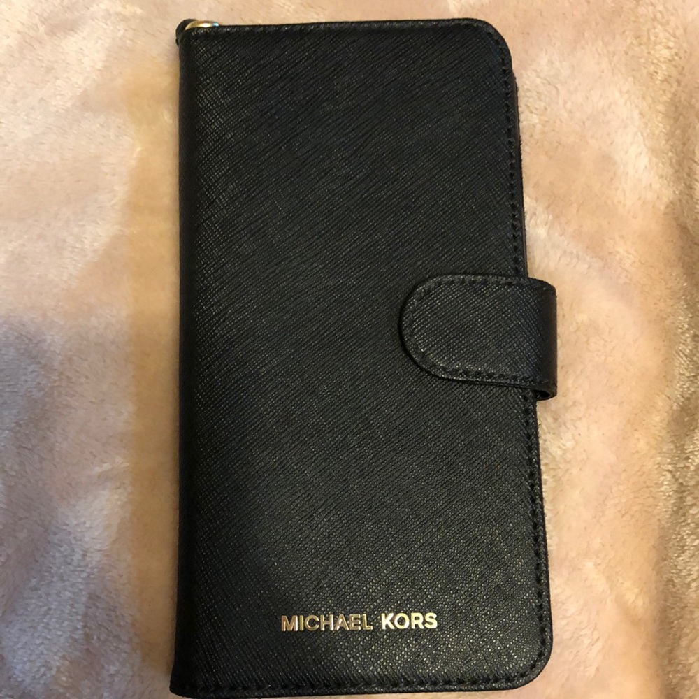 Mk iPhone 8plus phone case black